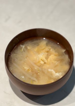 超簡単!!ふわふわ卵と玉ねぎのお味噌汁-レシピのメイン写真