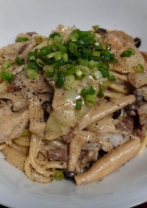 超簡単!豚肉とキノコの味噌クリームパスタ-レシピのメイン写真