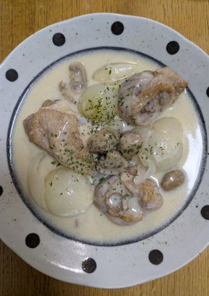 チキンフリカッセ-レシピのメイン写真