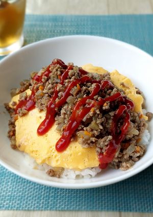夏休みランチに！包まないオムレツ丼-レシピのメイン写真