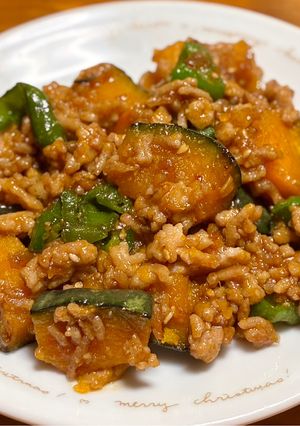 簡単！かぼちゃとピーマンの甘辛ひき肉炒め-レシピのメイン写真