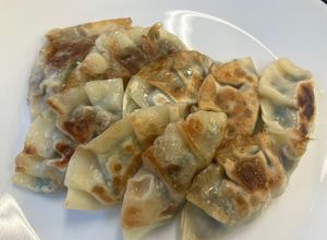 いわし水煮缶で簡単！鰯ニラ餃子　　-レシピのメイン写真
