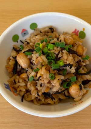 【健康教室】大豆とひじきの炊き込みご飯-レシピのメイン写真