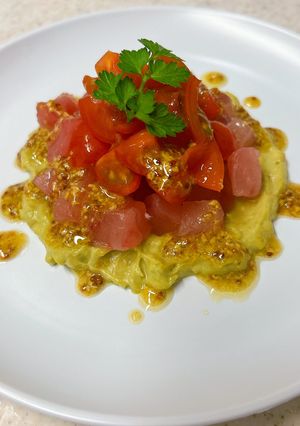 アボカドとマグロとトマトのサラダ-レシピのメイン写真