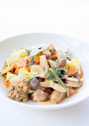 Bistroベジ＆ソーセージのバター蒸し-レシピのメイン写真
