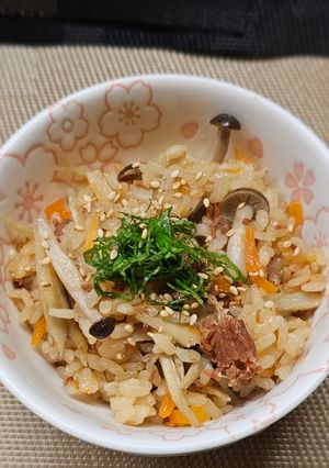 牛肉大和煮缶の炊き込みご飯-レシピのメイン写真