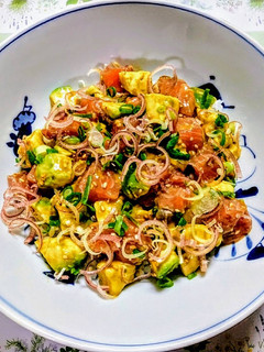 簡単ランチ!茗荷アボカドサーモンのポキ丼-レシピのメイン写真
