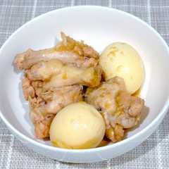 รูปของ 夕飯のおかず!鶏の手羽元煮🍗🥚