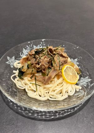 🍖豚肉と小松菜の甘辛肉ぶっかけうどん-レシピのメイン写真