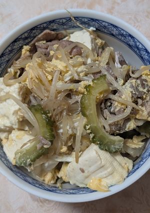 簡単★ゴーヤーともやしのチャンプルー丼-レシピのメイン写真