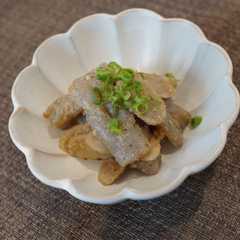 รูปของ ごぼうとこんにゃくの胡麻味噌和え