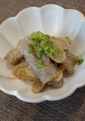 ごぼうとこんにゃくの胡麻味噌和え-レシピのメイン写真