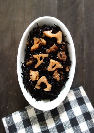レンジで★ひじきとれんこんの煮物-レシピのメイン写真