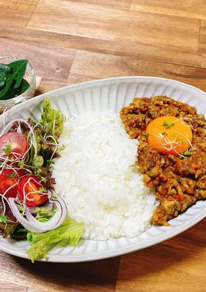 市販のルーで♪簡単キーマカレー🍛🇮🇳🌿-レシピのメイン写真