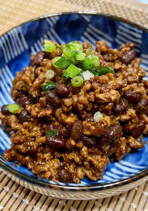 たんぱく質たっぷり✨小豆入りの特製肉味噌-レシピのメイン写真