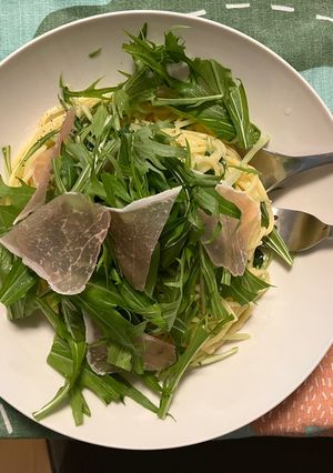 水菜と生ハムのさっぱりペペロンチーノ-レシピのメイン写真