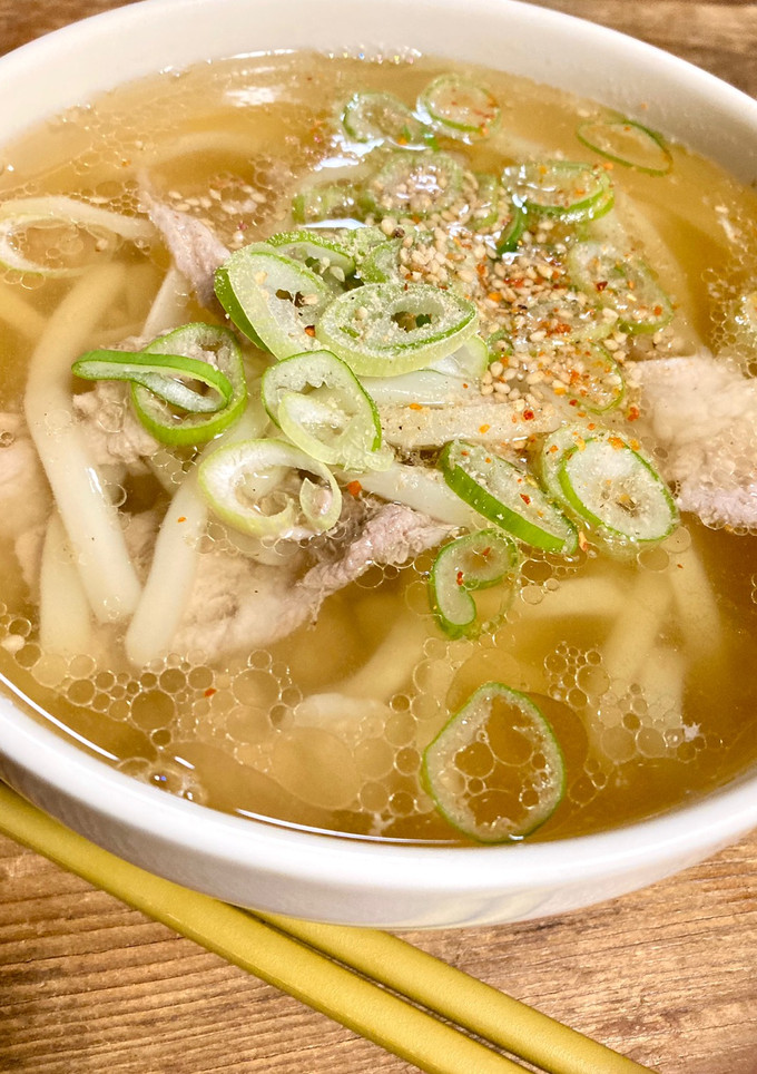 ねぎと塩とごまの豚こまうどん-レシピのメイン写真
