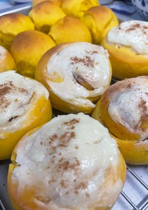 かぼちゃ風味のシナモンクリームチーズロールパン-レシピのメイン写真