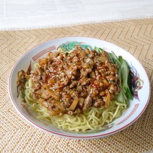 お家の味噌で簡単ジャージャー麺or丼