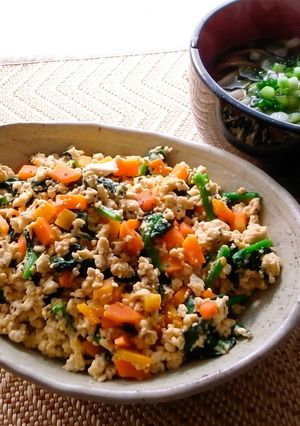 栄養満点♪甘くないほうれん草の炒り豆腐-レシピのメイン写真