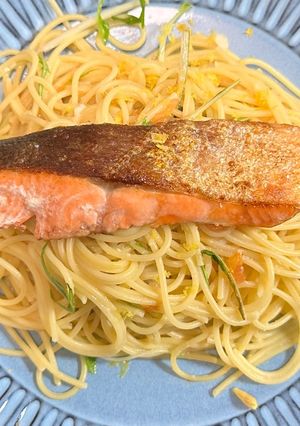 春鮭のレモンペペロンチーノ-レシピのメイン写真