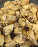 子供も大好き！甘めな手羽元と大根の煮物