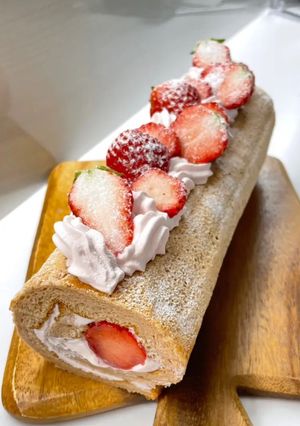 さくらといちごのロールケーキ-レシピのメイン写真