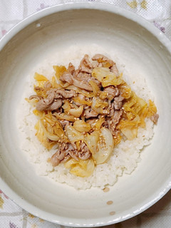 キャベツと豚肉の甘味噌丼-レシピのメイン写真