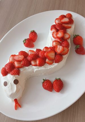 へびケーキ⭐︎2025干支ケーキ-レシピのメイン写真
