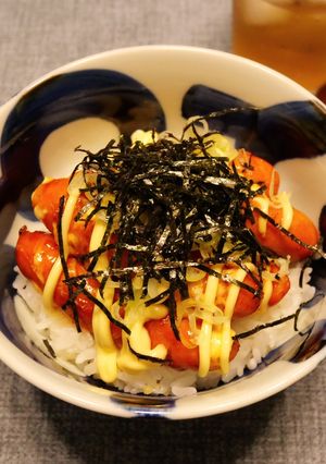 背徳飯⭐︎ピリ辛ソーセージ丼-レシピのメイン写真