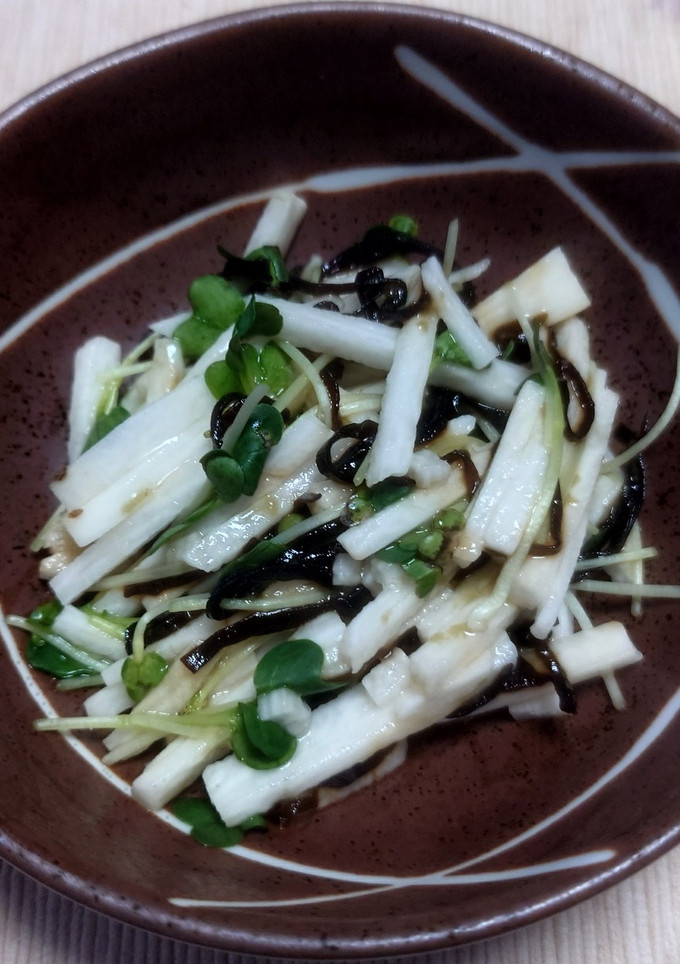 長芋とかいわれ菜の塩昆布和え-レシピのメイン写真
