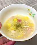 簡単！白菜と玉ねぎの煮込みスープ