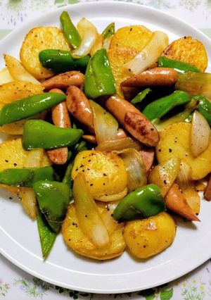 子供喜ぶ簡単夕飯ピーマン入りジャーマンポテト副菜-レシピのメイン写真