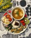 米粉で作るふわふわ鶏団子はるさめスープ