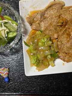 豚肉の生姜焼き、野菜炒め、サラダ-レシピのメイン写真