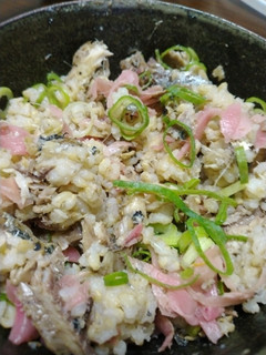 秋刀魚と甘酢生姜の混ぜ込みご飯-レシピのメイン写真