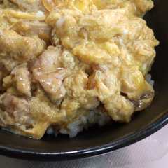 รูปของ 卵とろとろ親子丼