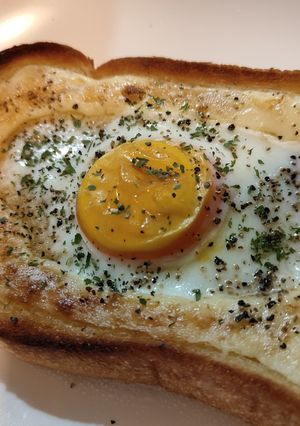 目玉焼きトースト-レシピのメイン写真