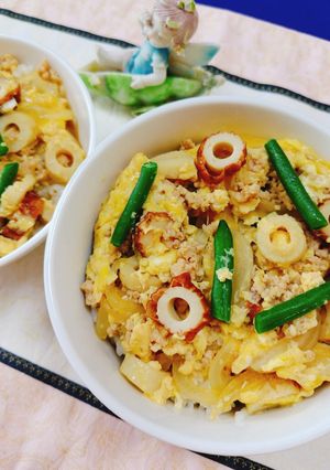 簡単鶏挽肉と竹輪の親子丼♬-レシピのメイン写真
