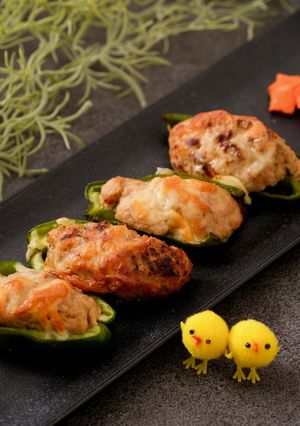 時短！鶏つくねでピーマン肉詰め-レシピのメイン写真
