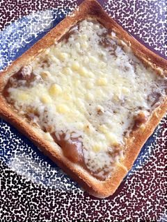 カレー&チーズで出来る食パンアレンジ-レシピのメイン写真
