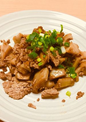 材料3つ!蓮根のごろんとひき肉醤油炒め-レシピのメイン写真