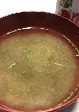 とろろ昆布の味噌汁-レシピのメイン写真