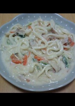あったか♪くりぃむうどん-レシピのメイン写真