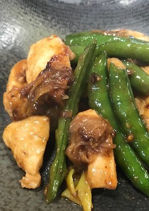 スナップエンドウと鶏の炒物【JA福岡市】-レシピのメイン写真