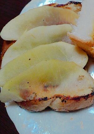 マンネリ脱出！りんご簡単食パンアレンジ！-レシピのメイン写真
