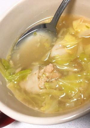 餃子とキャベツの中華スープ-レシピのメイン写真