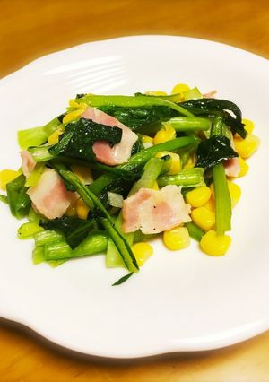 小松菜orほうれん草のバターコーン炒め-レシピのメイン写真