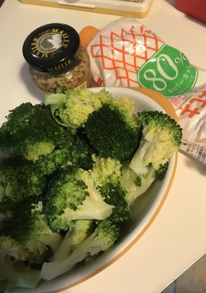 ブロッコリーのマヨマスタードいため-レシピのメイン写真