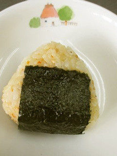 中華風おにぎり【保育園給食】-レシピのメイン写真